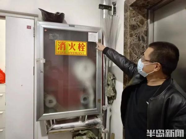 这得多大仇!小区物业经理用膝盖顶断业主三根肋骨 这得多大仇!小区物业经理用膝盖顶断业主三根肋骨