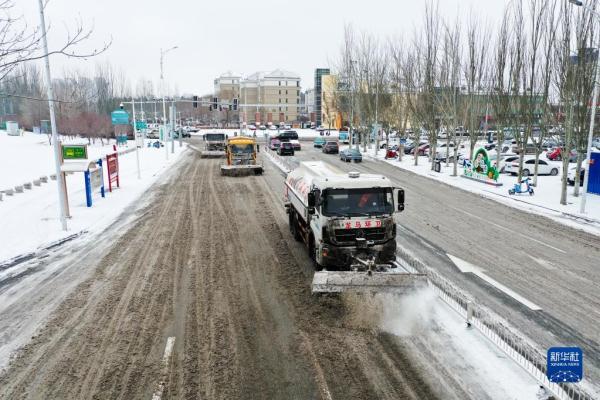 内蒙古鄂尔多斯出现降雪天气