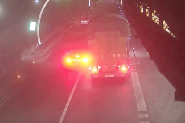 又是“瞎”坚持!挑战身体极限酿事故 又是“瞎”坚持!挑战身体极限酿事故