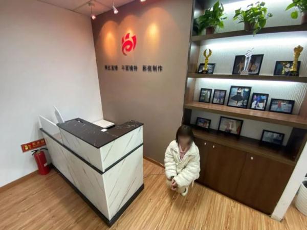 高薪招聘试衣平面模特的背后…...