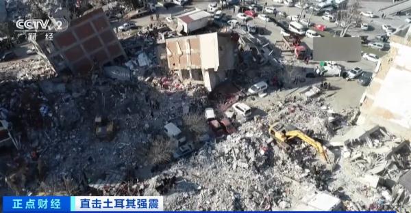 超2.1万人遇难！大火重燃、海水倒灌！记者直击地震重灾区救援现场
