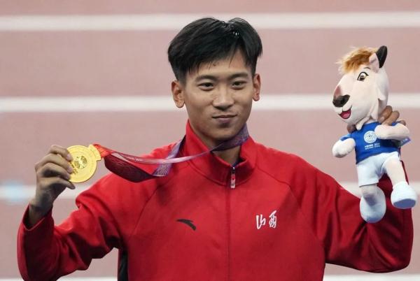 00后主打!代表国家出战! 00后主打!代表国家出战!