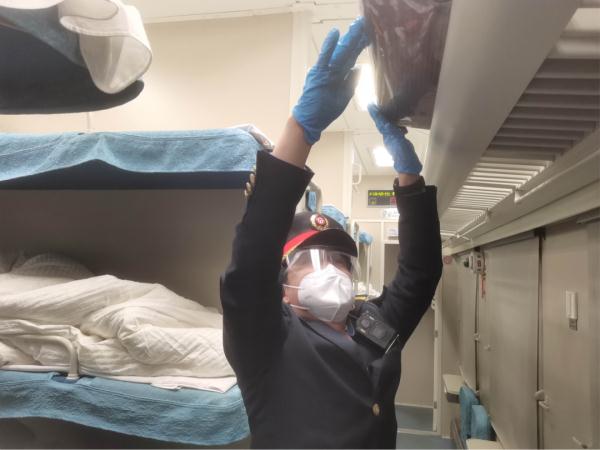 真健忘！女子丢了背包后报警，最终……