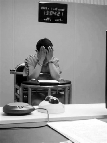 “戏精”小伙超市“调虎离山”终被抓