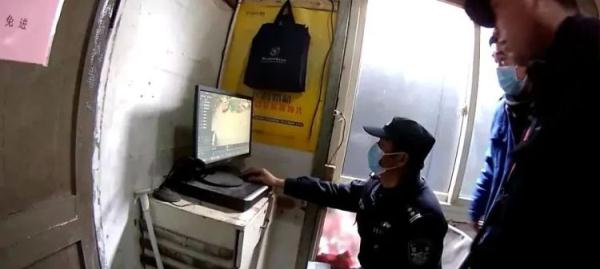 垃圾清运员捡10000元现金，还钱但提了个要求！网友：格局打开