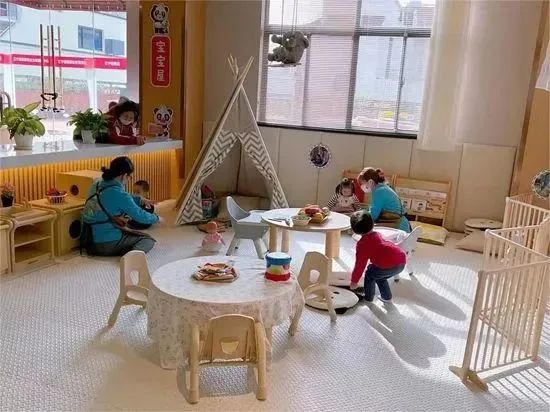 孩子生了，谁来带呢？