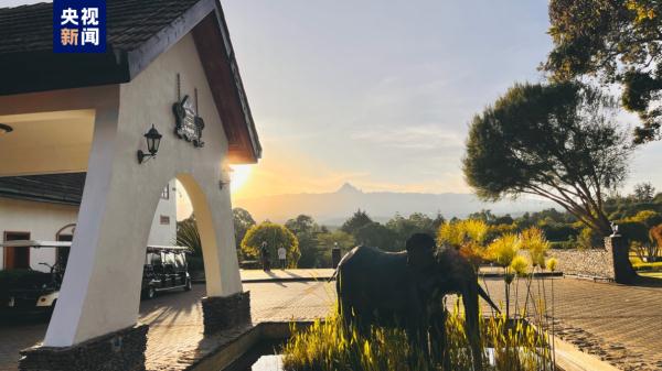 肯尼亚各界热烈欢迎中国旅行团抵肯