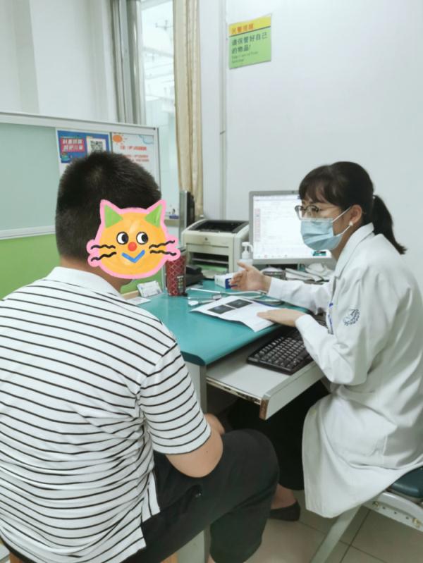 每天荤菜不断，吃不下也要喂，杭州10岁女孩最终身高只有……