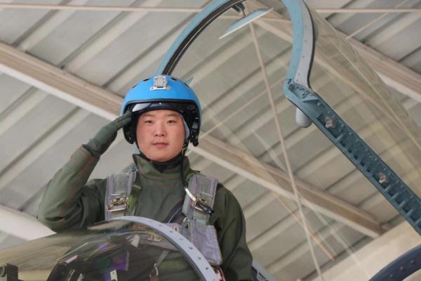 从农村娃到一等功臣,喜报到家! 从农村娃到一等功臣,喜报到家!