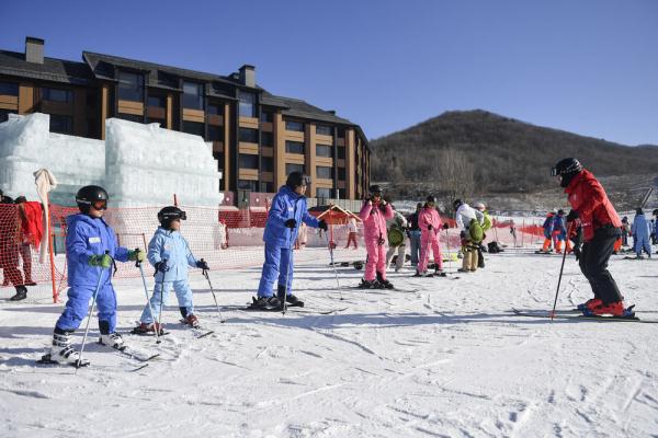 中小雪场如何做好推广滑雪运动“第一站”