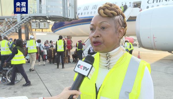 肯尼亚各界热烈欢迎中国旅行团抵肯