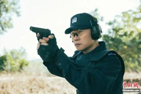 李健：光环不属于我，属于李响和“李响们”