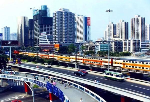 回忆杀！双层火车你还记得吗？