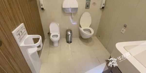 记者实探重庆第三卫生间建设情况 “宝妈”呼吁增设第三卫生间