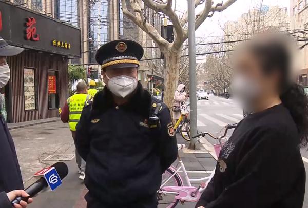 辣眼睛！沪上一阿姨“翻毛腔”：老公每天要从别人内裤下走过…