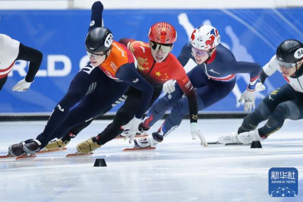 短道速滑｜世界杯多德雷赫特站：林孝埈、王晔分别晋级男、女1000米半决赛