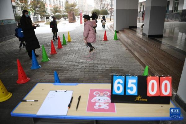 宁夏银川：多彩文体活动迎接新学期