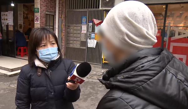 辣眼睛！沪上一阿姨“翻毛腔”：老公每天要从别人内裤下走过…