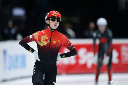 短道速滑世界杯多德雷赫特站：林孝埈获男子1000米B组决赛第一名