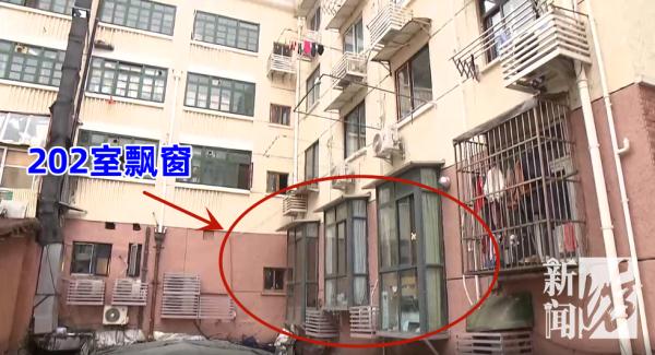 辣眼睛！沪上一阿姨“翻毛腔”：老公每天要从别人内裤下走过…