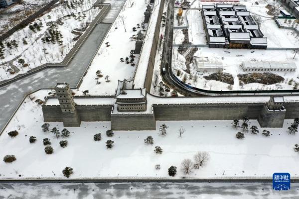 雪落“凤凰城” 雪落“凤凰城”