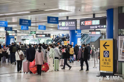 深圳地铁日客流量突破800万人次