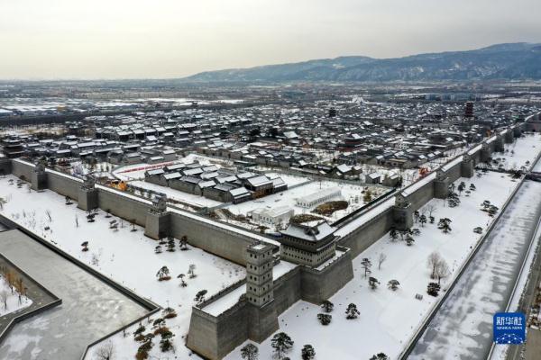 雪落“凤凰城” 雪落“凤凰城”