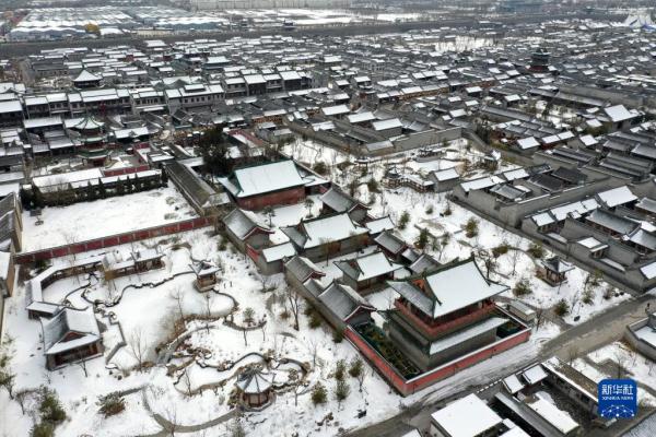 雪落“凤凰城” 雪落“凤凰城”