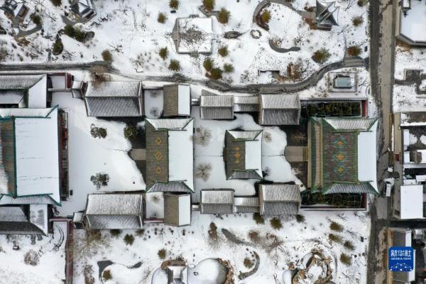 雪落“凤凰城” 雪落“凤凰城”