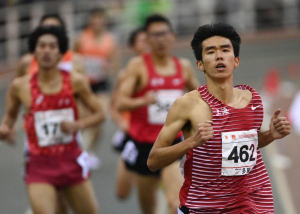 田径——2023年室内田径邀请赛（第1站）：谢冬生男子1500米夺冠