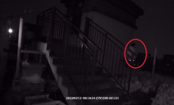 杭州司机拉了一个“奇怪”女乘客...立即报警! 杭州司机拉了一个“奇怪”女乘客...立即报警!