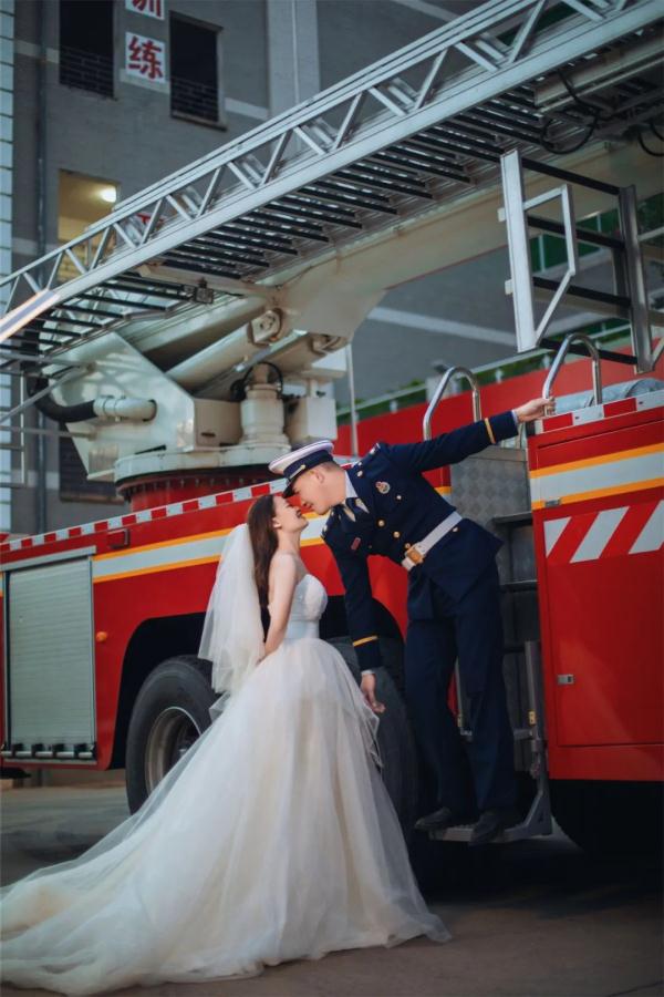 请签收！来自消防员妻子的“高甜告白”