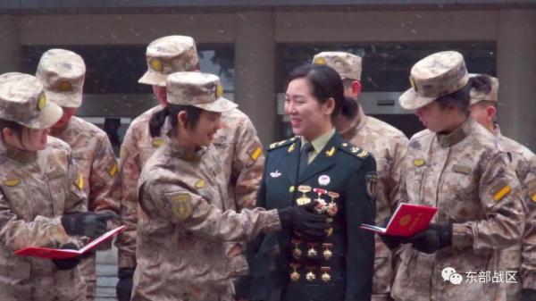 这名女兵,了不起 这名女兵,了不起