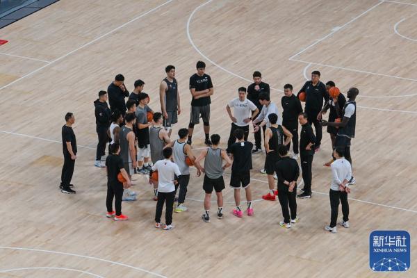篮球 | 新疆男篮启用新主场 篮球 | 新疆男篮启用新主场