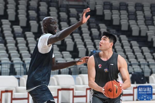 篮球 | 新疆男篮启用新主场 篮球 | 新疆男篮启用新主场