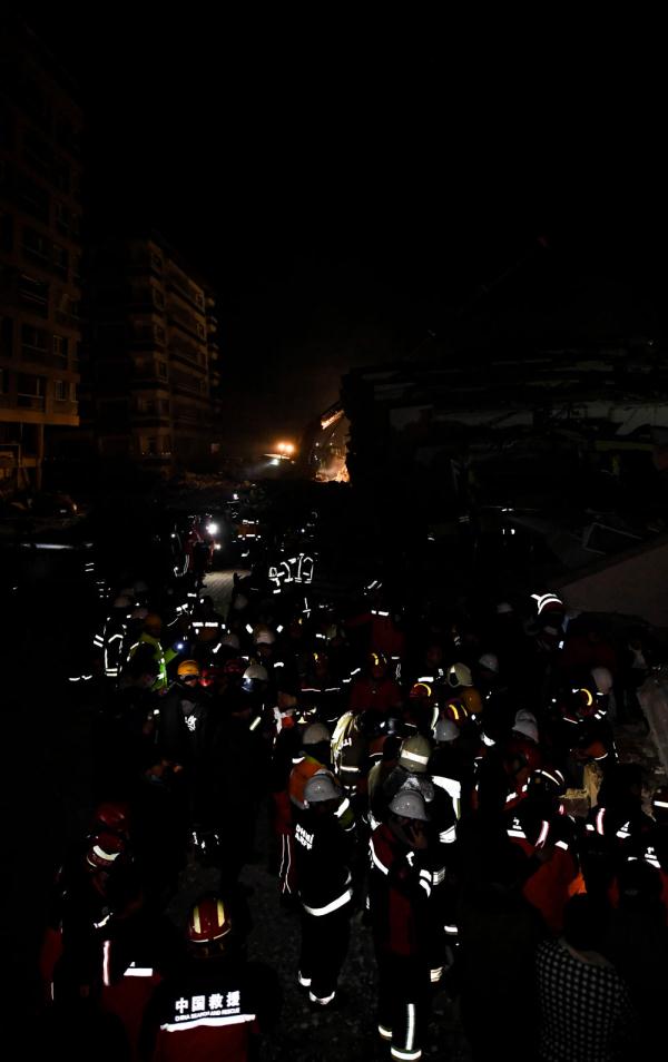 救援队影像日志·2月14日 | 有光的地方 救援队影像日志·2月14日 | 有光的地方