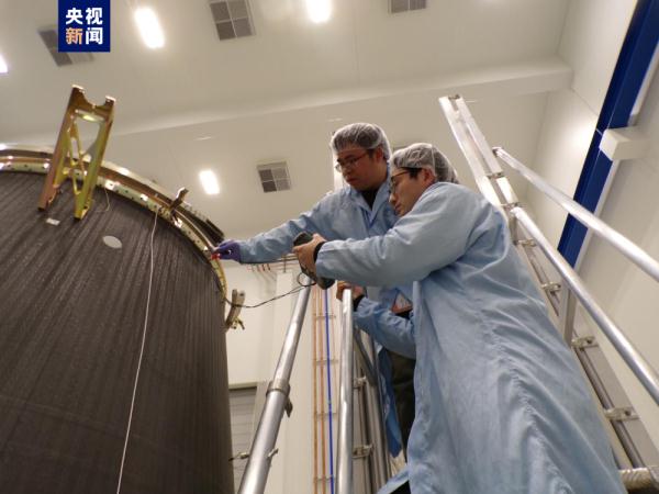 我国“微笑”卫星在欧洲完成星箭联合试验