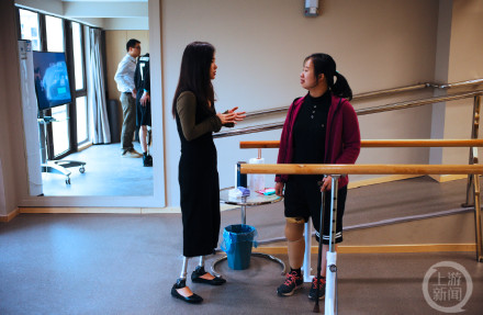 无腿舞者廖智重庆创业，30多名腿部残疾儿童因她重新“站起来”