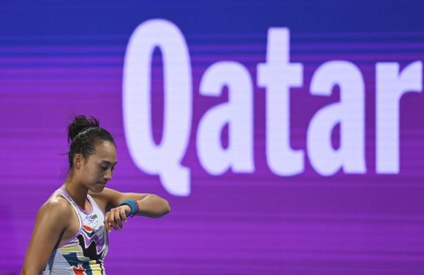 网球丨卡塔尔公开赛:郑钦文不敌萨卡里 网球丨卡塔尔公开赛:郑钦文不敌萨卡里