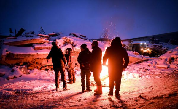 救援队影像日志·2月14日 | 有光的地方 救援队影像日志·2月14日 | 有光的地方