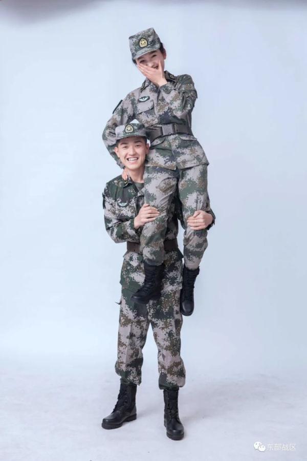 同桌、战友、夫妻！这对“双特”军人真让人羡慕