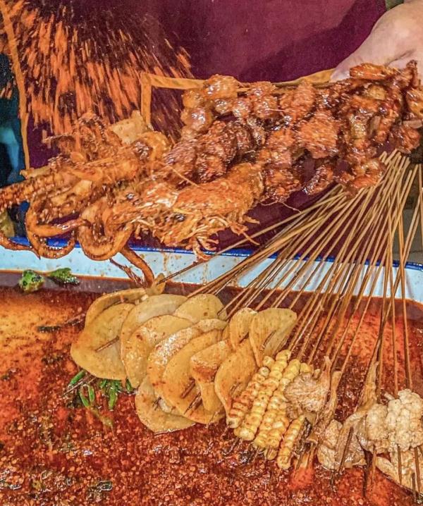 取缔乐山油炸串串？网友吵翻！官方发话了