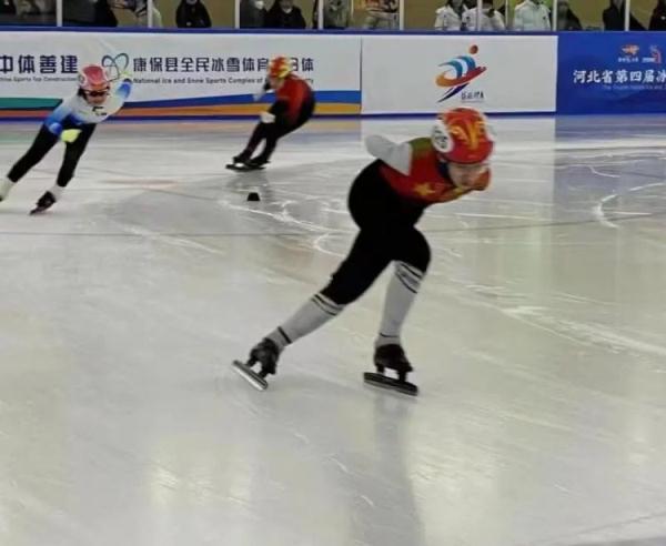 戳泪!用3枚奖牌告慰亡父,河北15岁女孩的故事让人心疼! 戳泪!用3枚奖牌告慰亡父,河北15岁女孩的故事让人心疼!