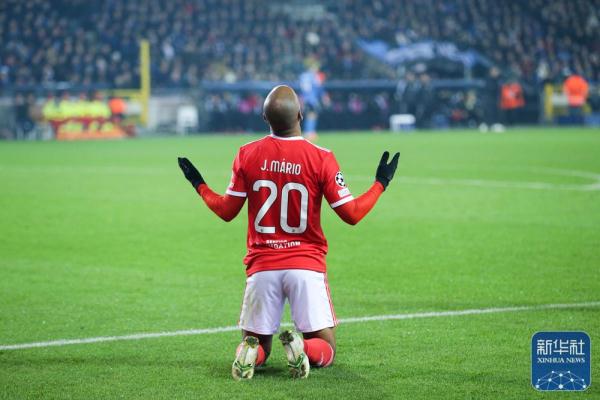 欧冠丨布鲁日不敌本菲卡