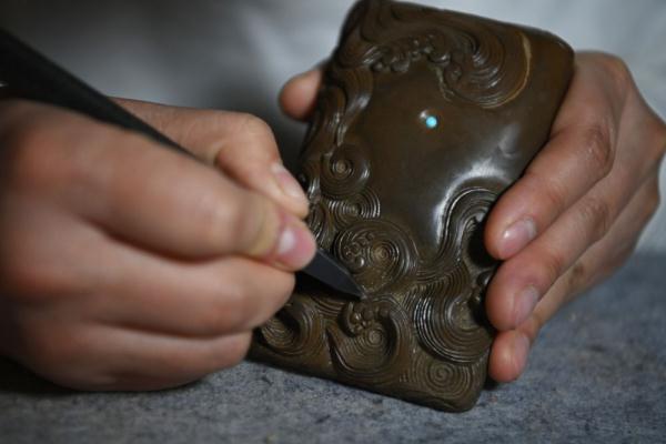 千年澄泥砚焕发新活力 千年澄泥砚焕发新活力