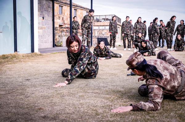 中国女排主教练蔡斌：我们还能继续往前冲