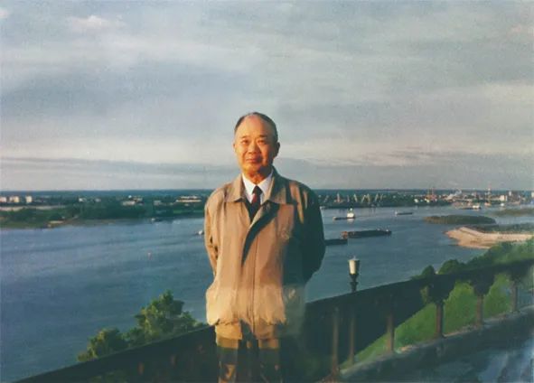 他曾写下遗书,随核潜艇潜入深海 他曾写下遗书,随核潜艇潜入深海