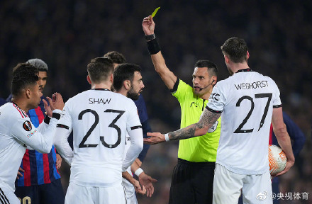 欧联杯：巴萨2-2战平曼联！