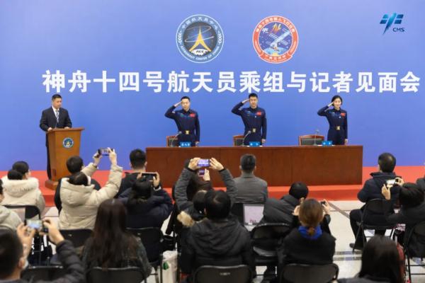 刘洋:在轨驻留半年,有太多难忘的记忆、太多自豪的瞬间...... 刘洋:在轨驻留半年,有太多难忘的记忆、太多自豪的瞬间......