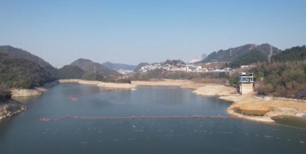 贵阳市降水量突破60年来最低值,红枫湖水位比去年低2.8米!这件事刻不容缓...... 贵阳市降水量突破60年来最低值,红枫湖水位比去年低2.8米!这件事刻不容缓......